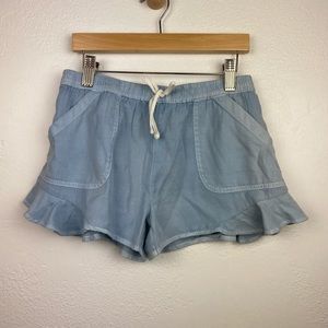 Kids new billabong shorts size medium